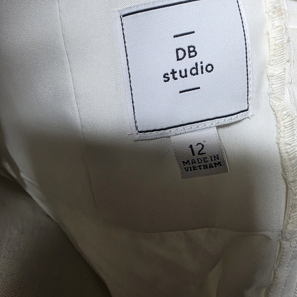 Elegant Short Wedding Dresses Tea Length Lace Satin Long Sleeves Bride Gown - Picture 6 of 9